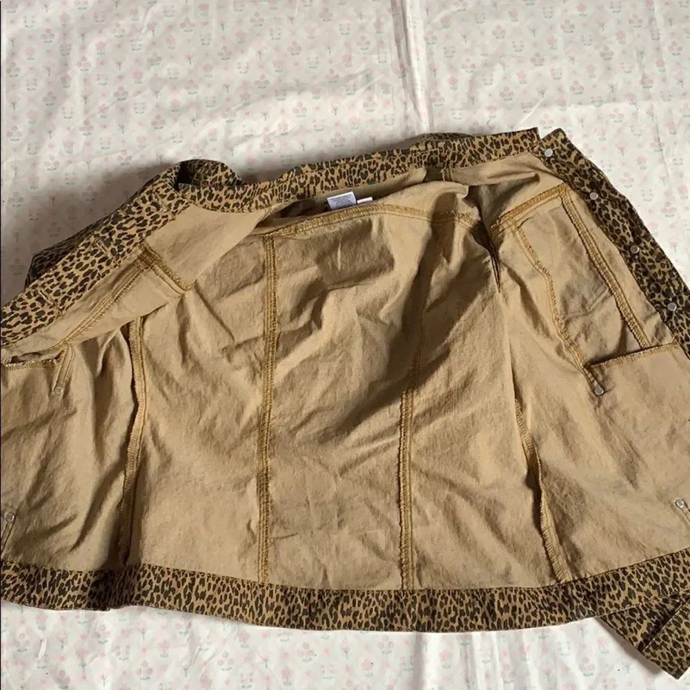LAL Live a Little Animal Print Jacket Size S - Picture 9 of 16